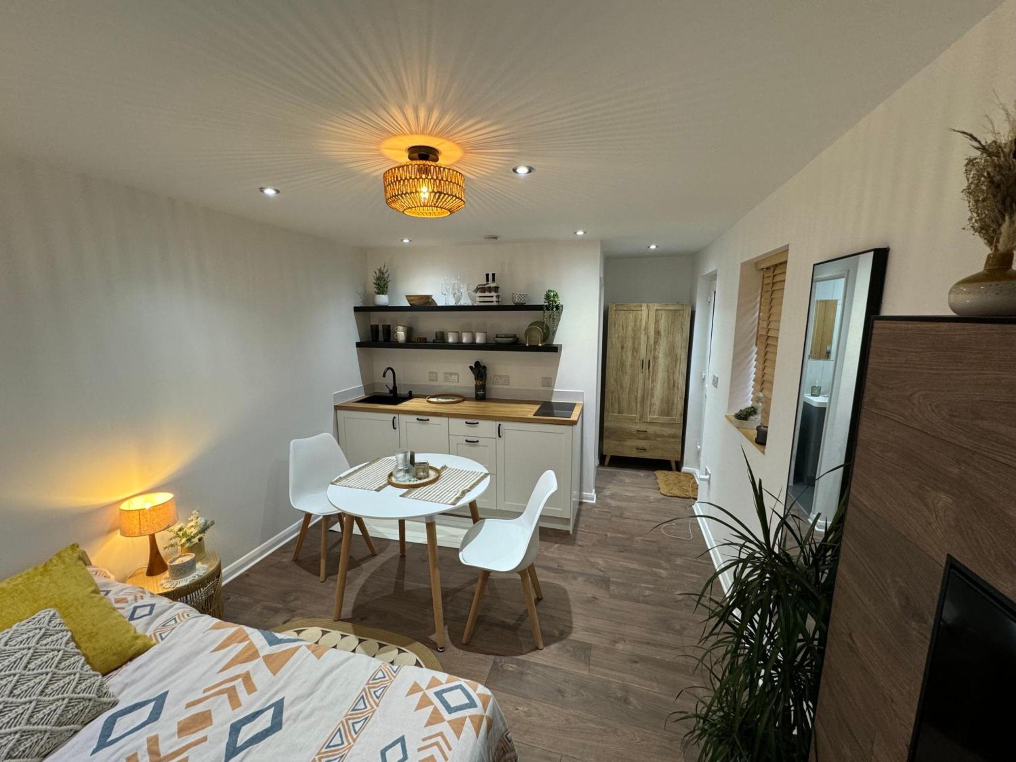 Wild & Free Hot Tub Retreat Appartement Dartford Buitenkant foto